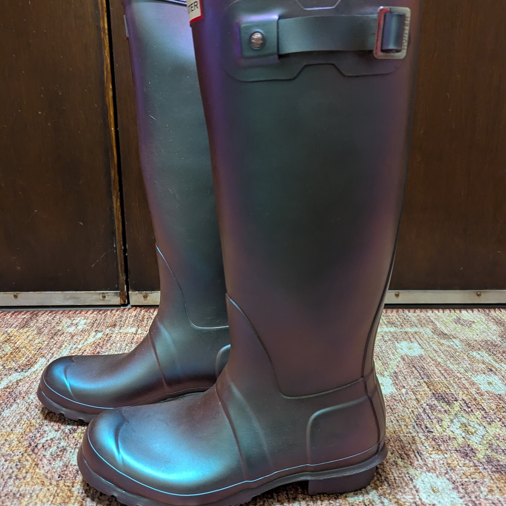 Hunter Black Rain Boots - Picture 2 of 3